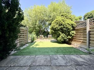 Photo 12- click for photo gallery